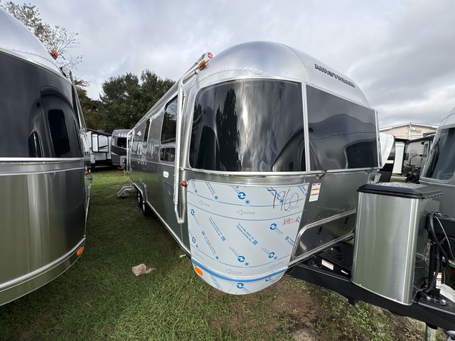 2026 Airstream 27FBQ Base