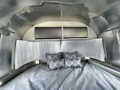 2025 Airstream 22FB Base