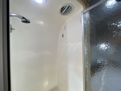 2018 Airstream 27FB Base