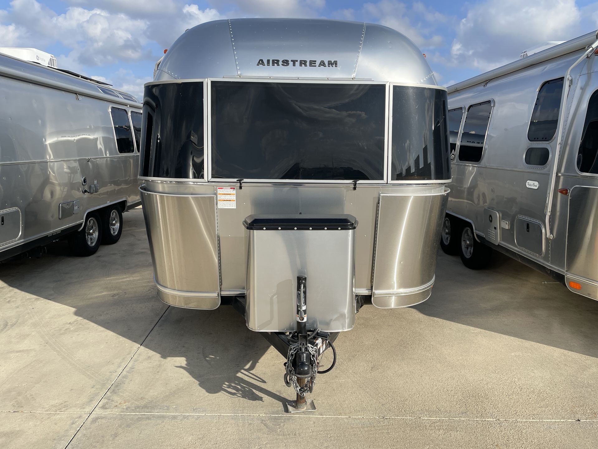 2022 Airstream 22FB Base