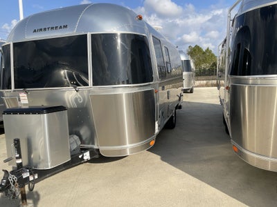 2022 Airstream 22FB Base