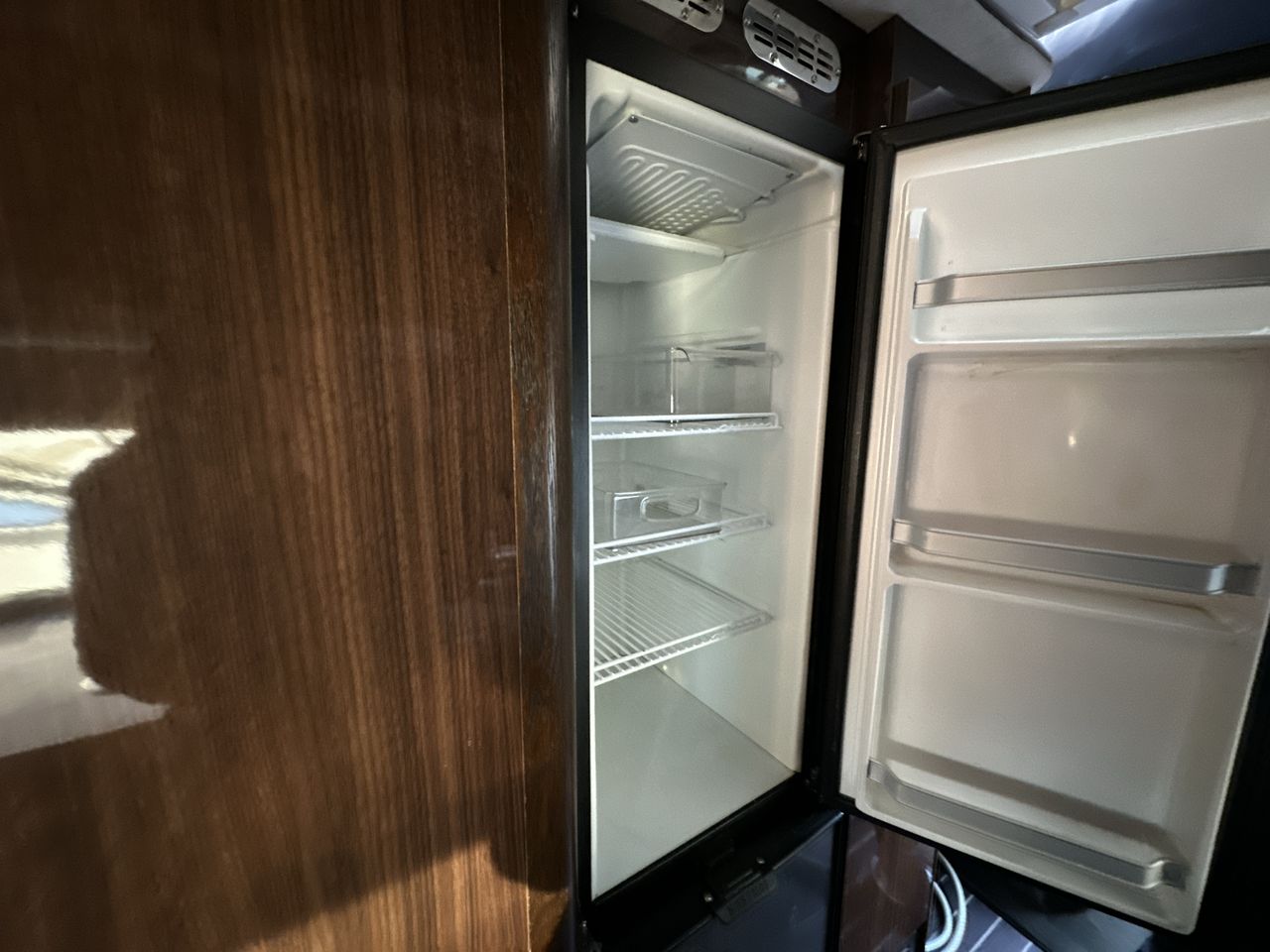 2016 Airstream GRAND TOUR EXT TWIN Base