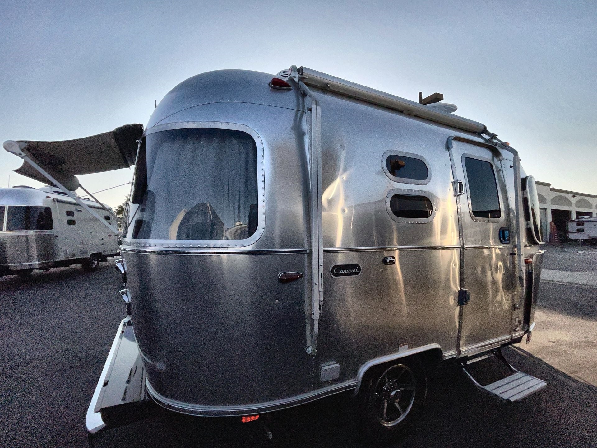 2025 Airstream 16RB Base