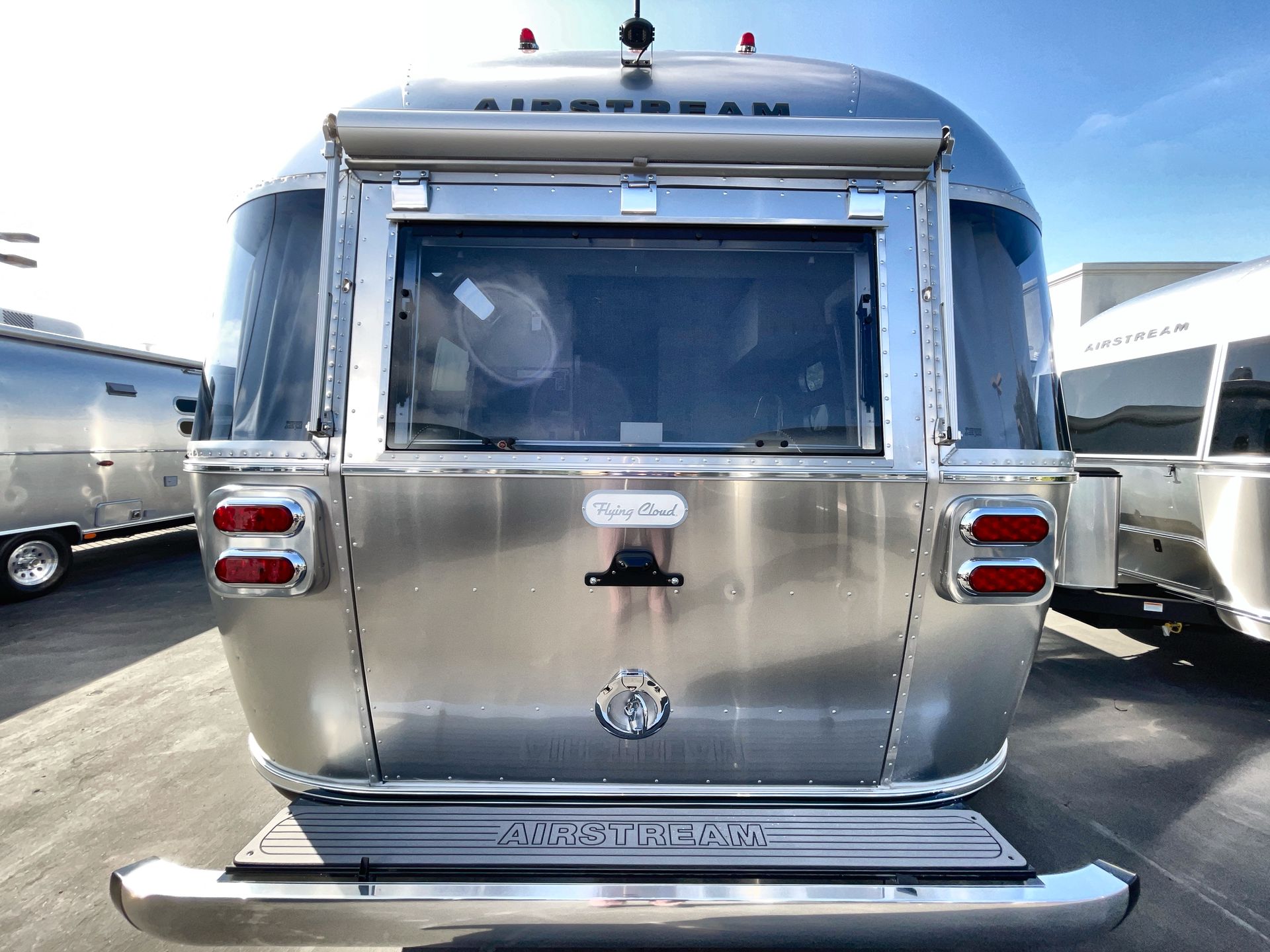 2025 Airstream 25FBT Base