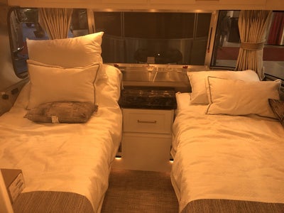 2026 Airstream 28RBT Base