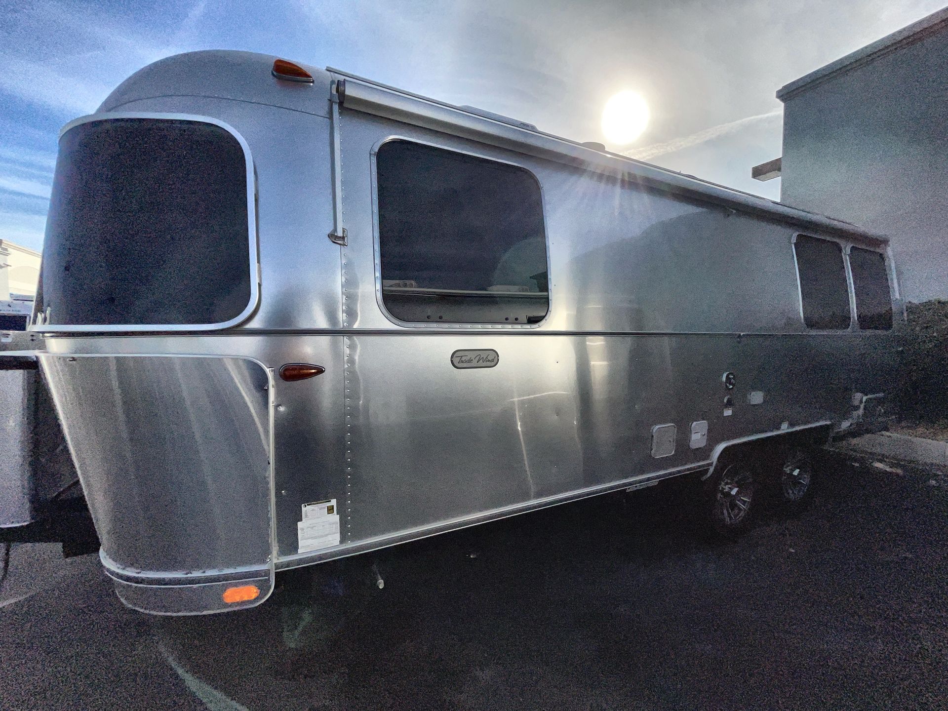 2026 Airstream 25FBQ Base