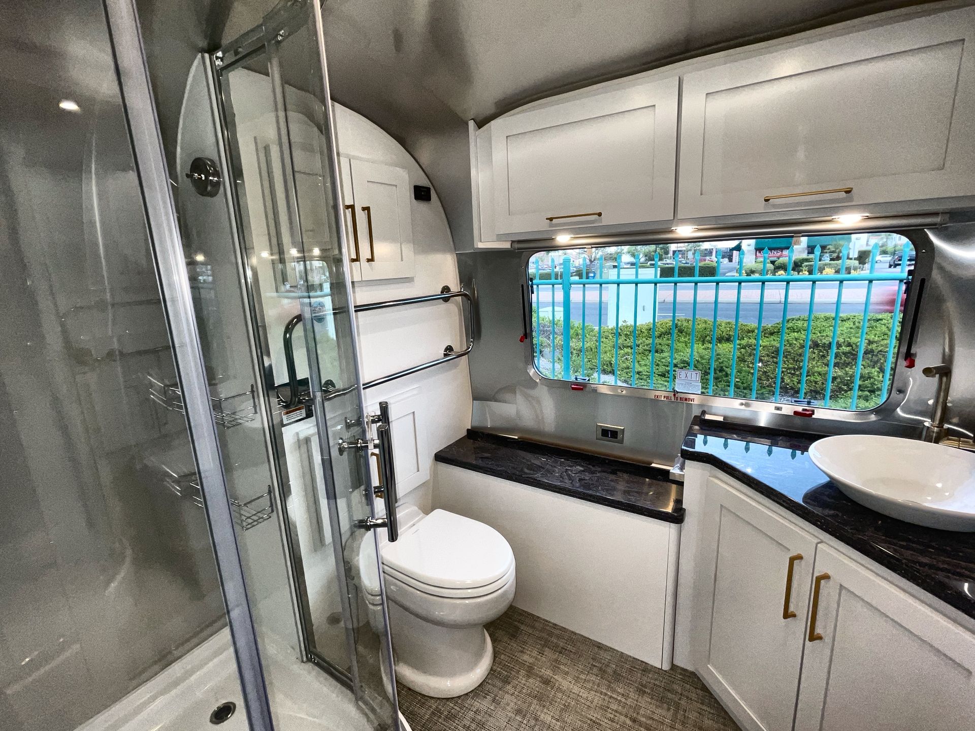 2026 Airstream 33FBQ Base