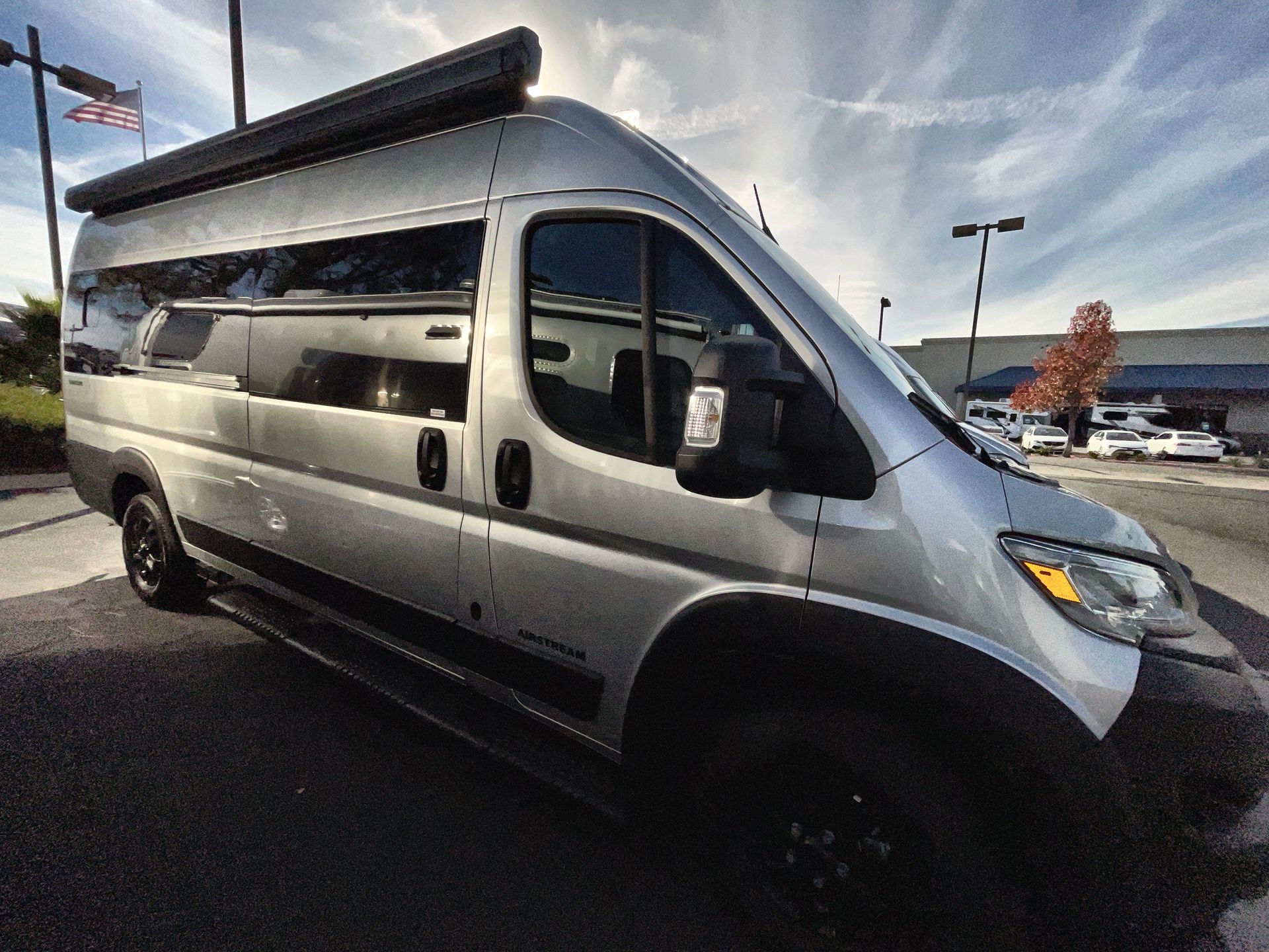 2026 Airstream Rangeline Base