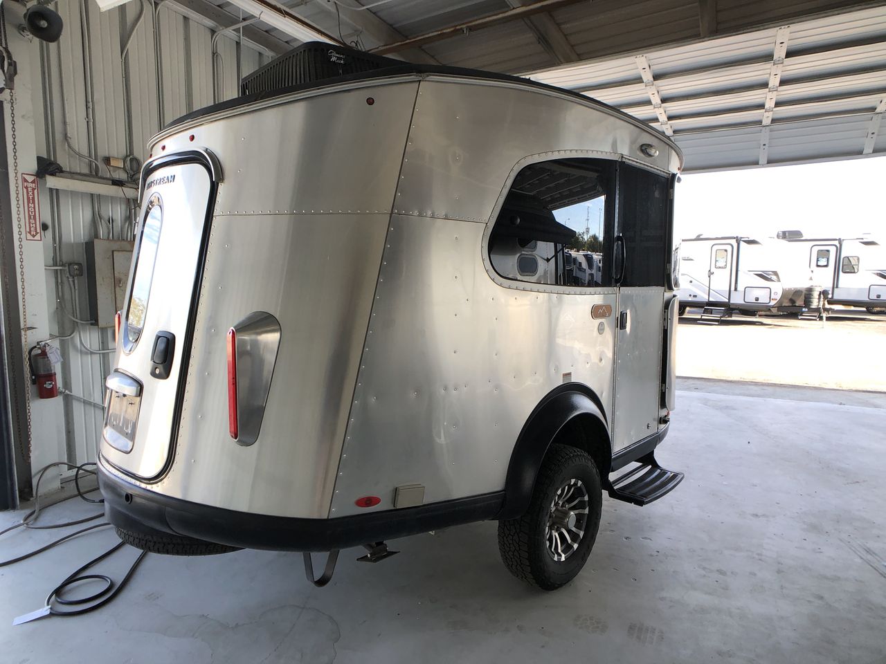 2021 Airstream 16X Base