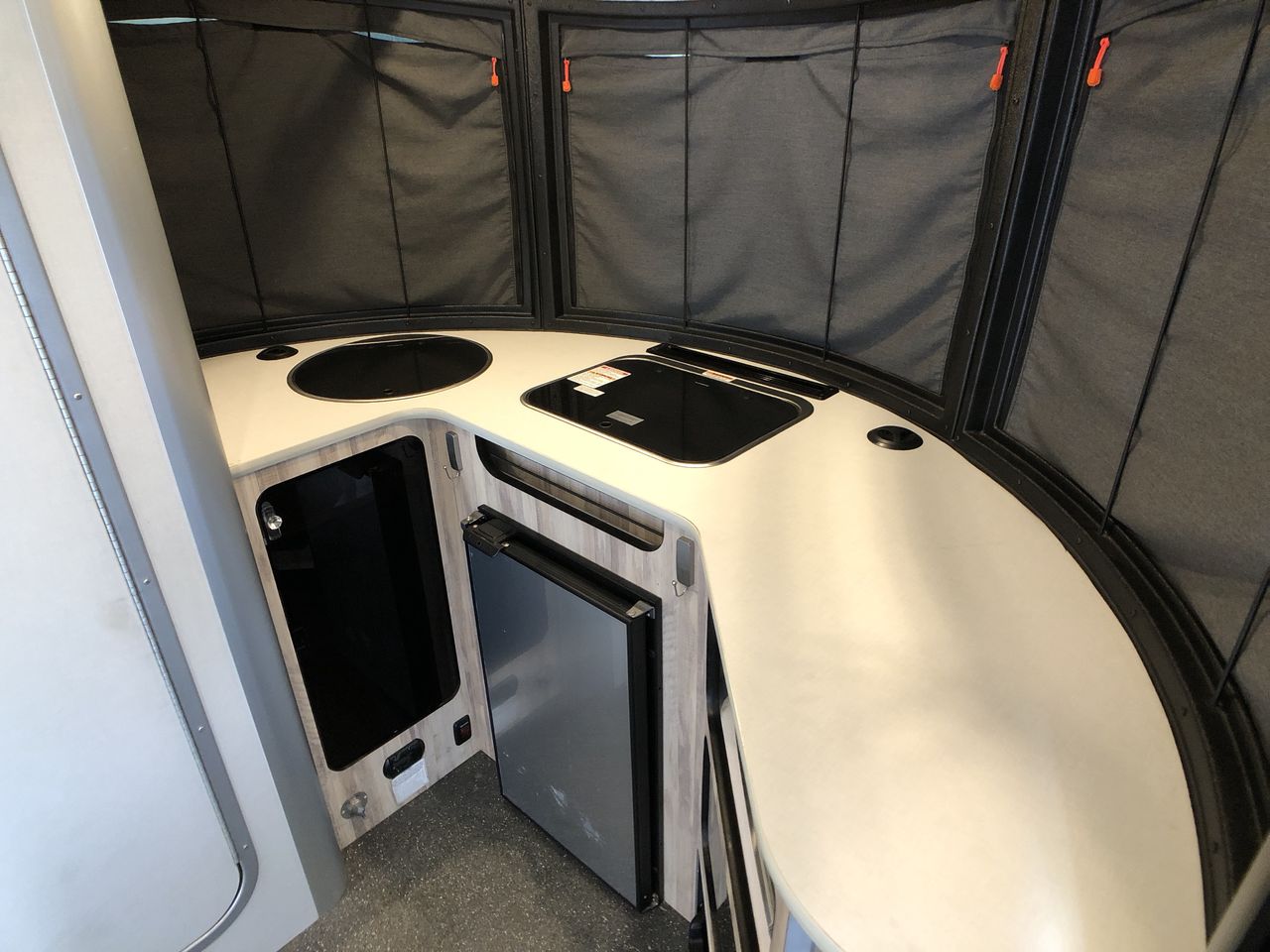 2021 Airstream 16X Base