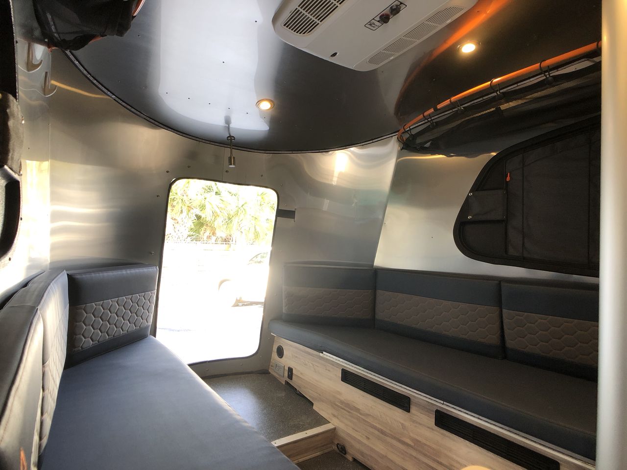 2021 Airstream 16X Base