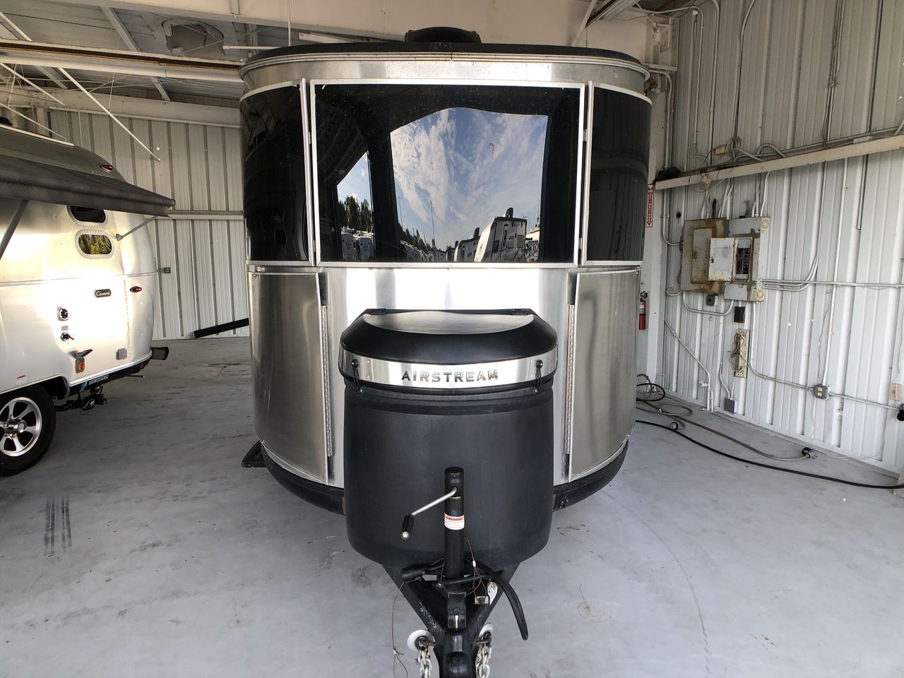 2021 Airstream 16X Base