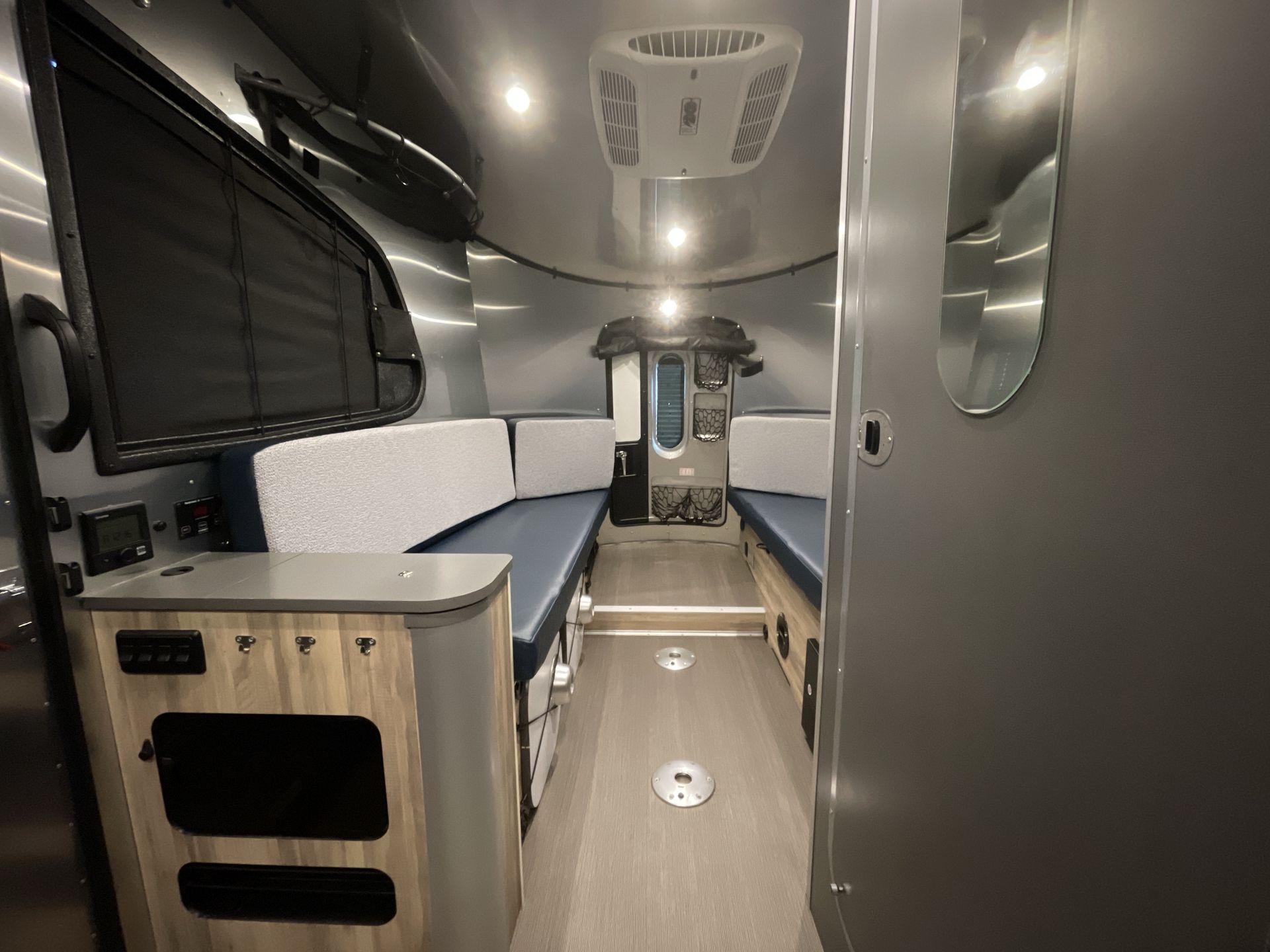2017 Airstream 16 Base