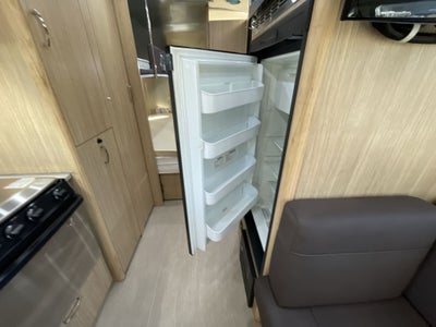 2019 Airstream 23CB Bunk Base