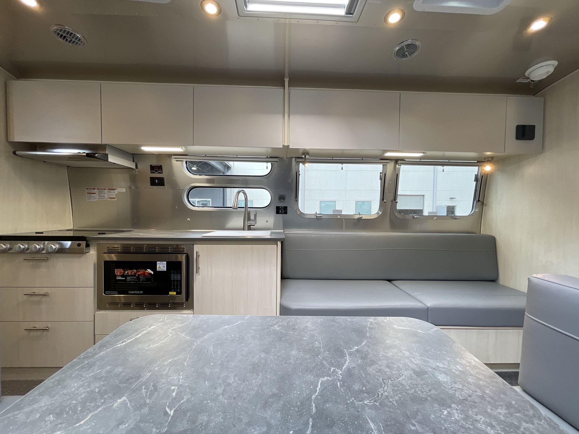 2026 Airstream 30FBBQ Base