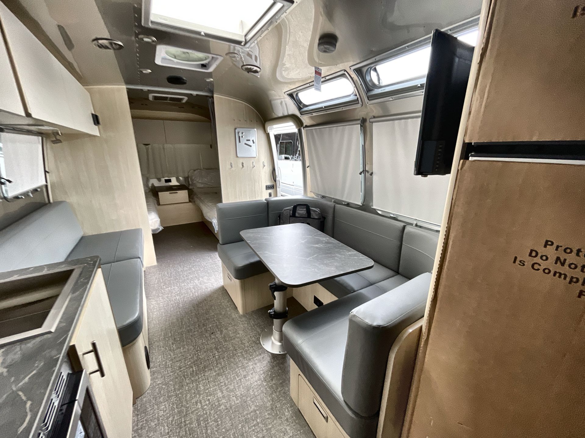 2026 Airstream 30FBBT Base