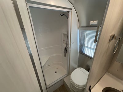 2021 Airstream 19CB Base