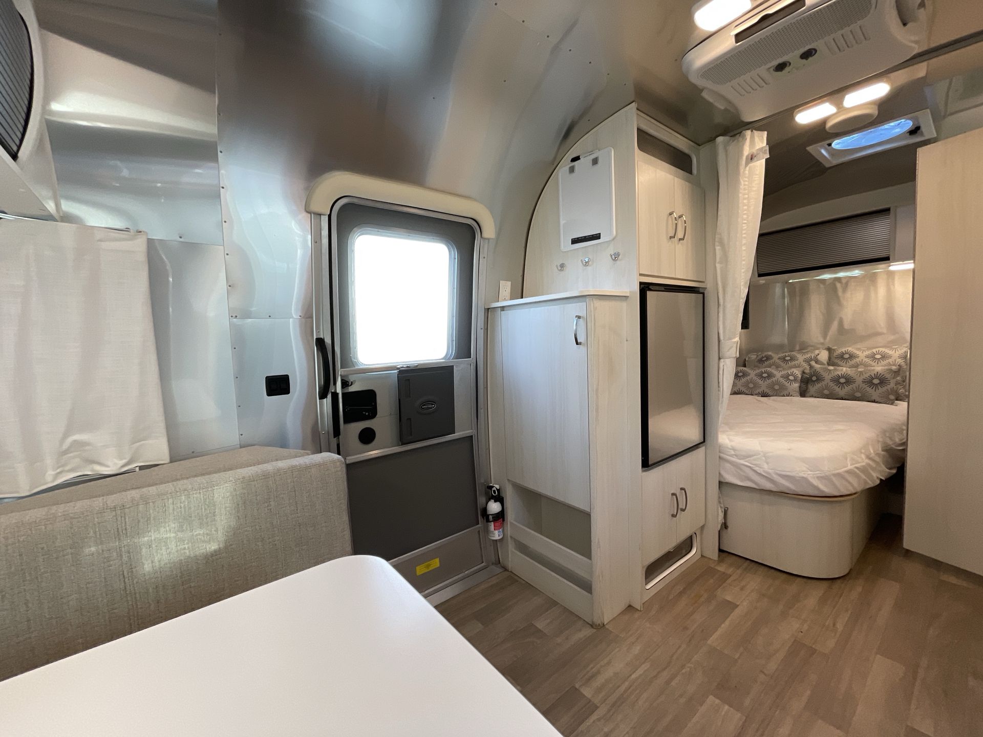2021 Airstream 19CB Base
