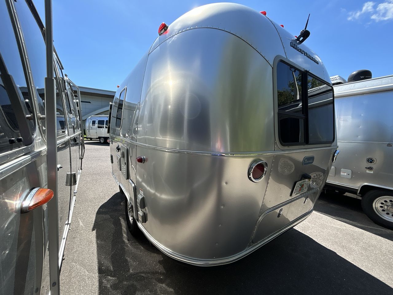 2023 Airstream 16RB Base