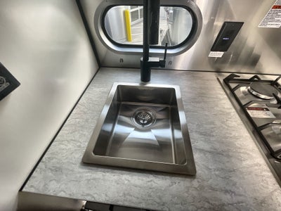 2023 Airstream 16RB Base