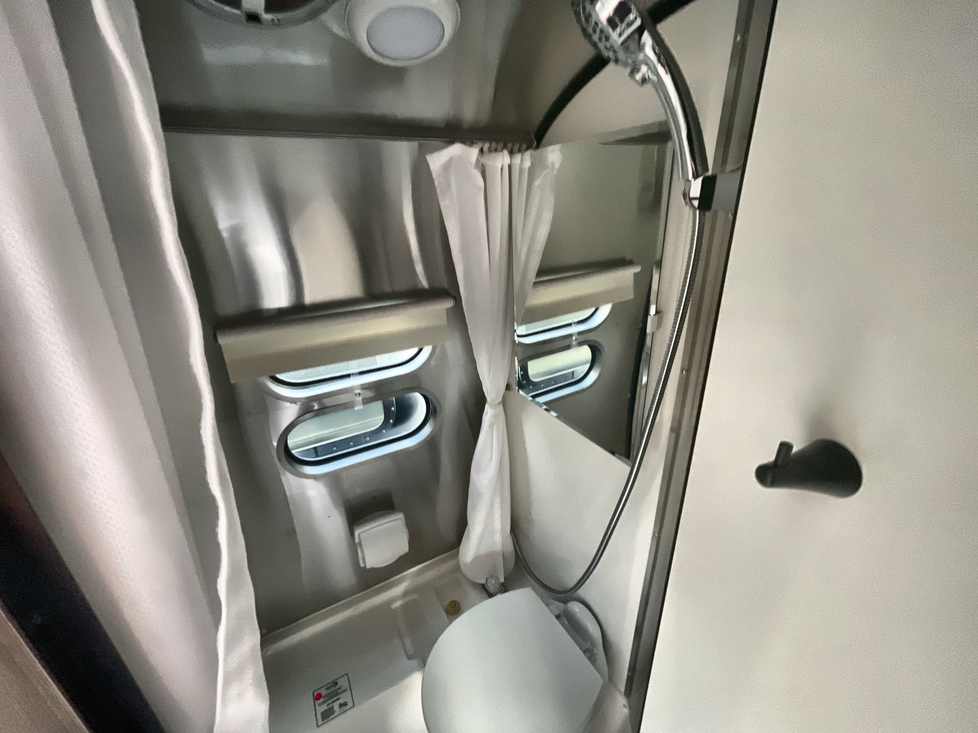 2023 Airstream 16RB Base