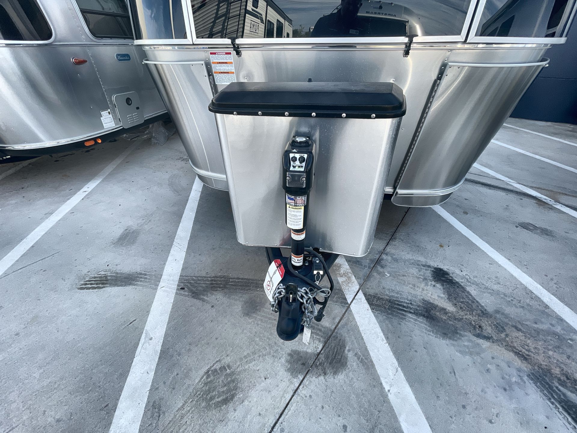 2023 Airstream 16RB Base