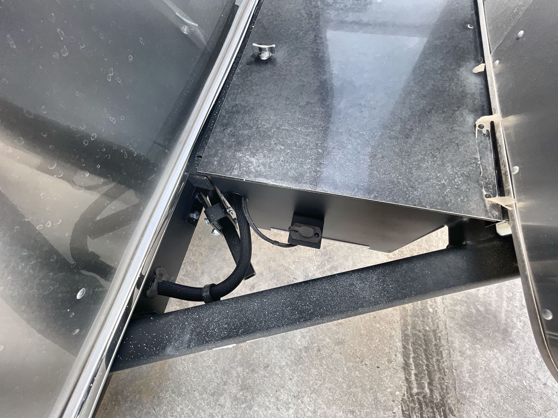 2023 Airstream 16RB Base