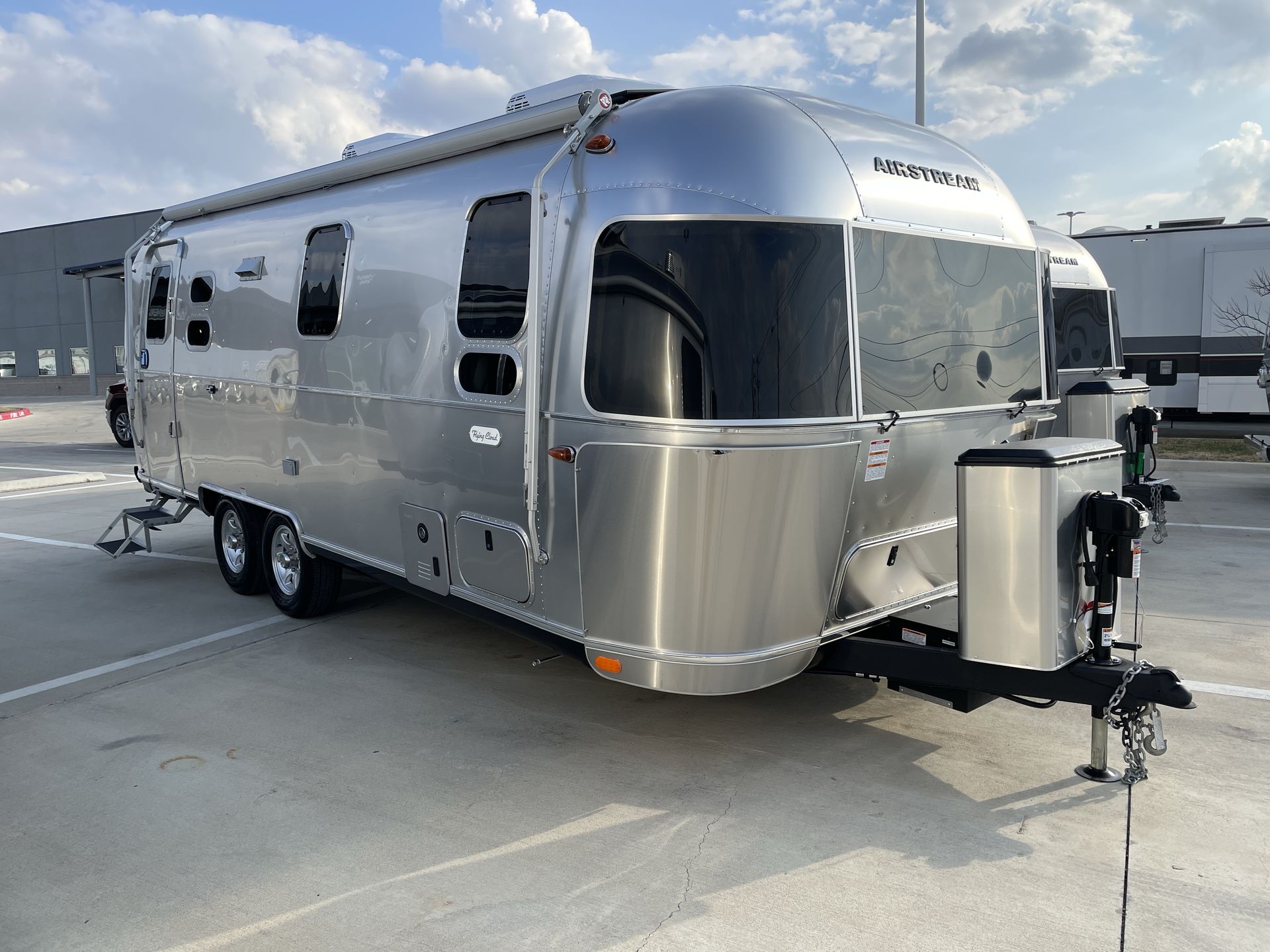 2026 Airstream 25FBT Base