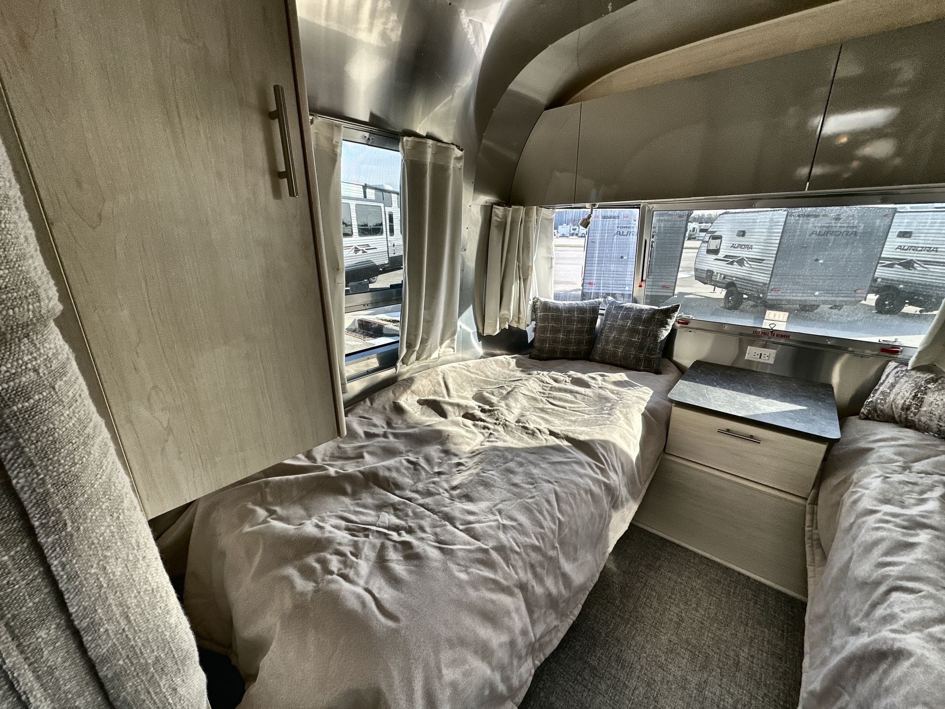 2022 Airstream 28RBT Base