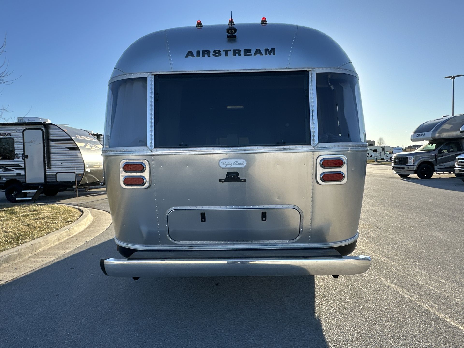 2022 Airstream 28RBT Base
