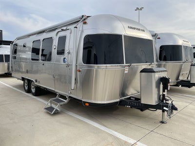 2026 Airstream 28RBQ Base