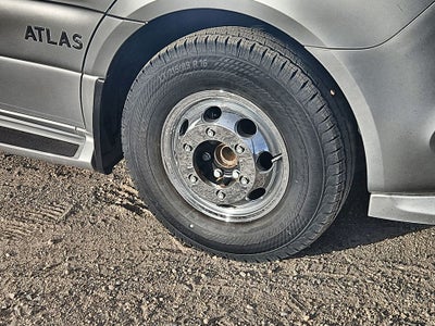 2026 Airstream 30RBT Base