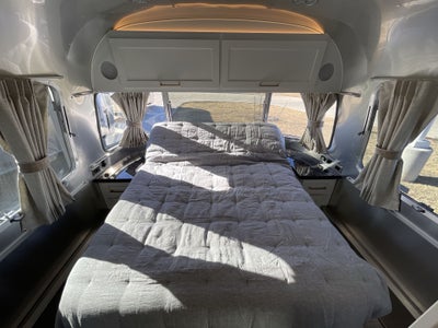 2026 Airstream 30RBQ Base