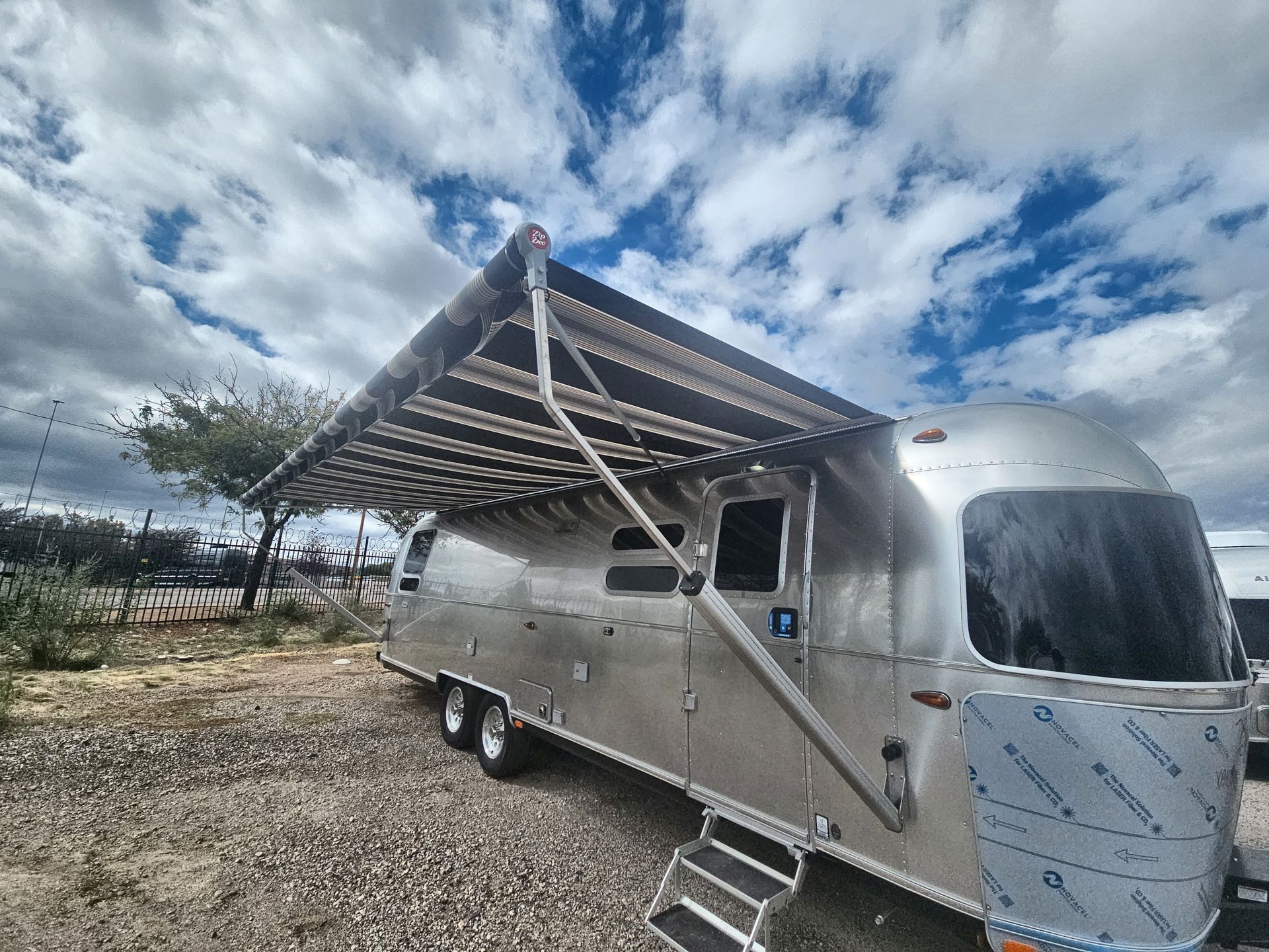 2026 Airstream 30RBQ Base