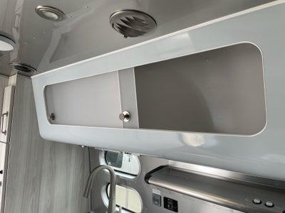 2025 Airstream 23FBQ Base