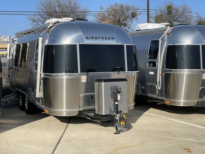 2021 Airstream 23FB Twin Base