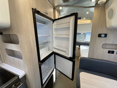 2021 Airstream 23FB Twin Base
