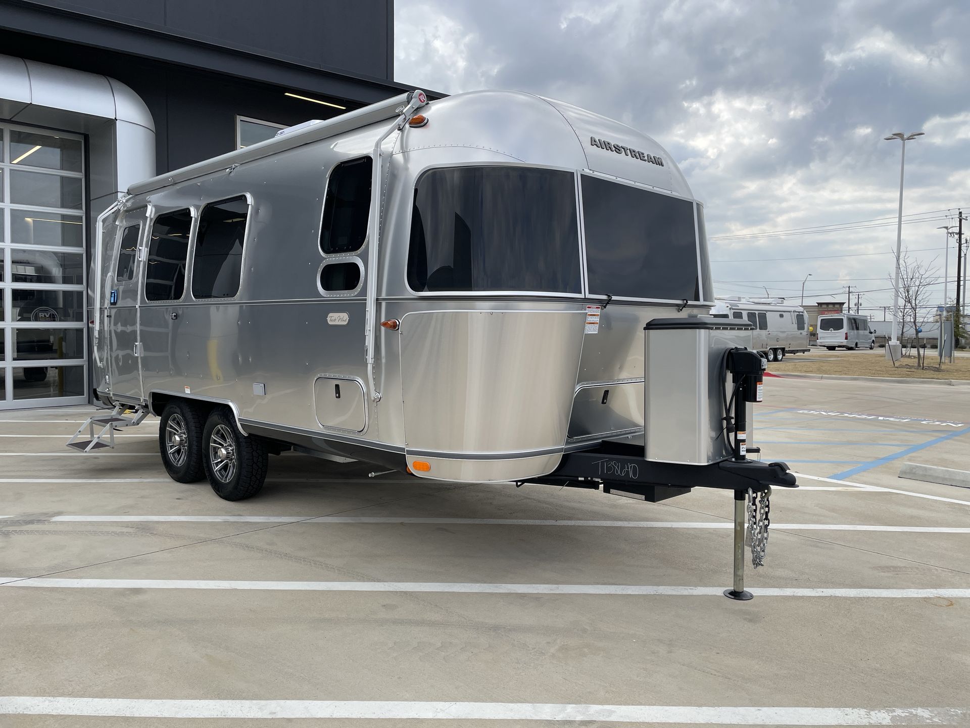 2026 Airstream 23FBT Base