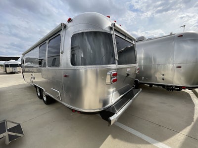 2026 Airstream 27FBQ Base