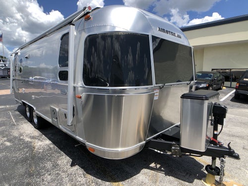 2023 Airstream 25FBQ Base