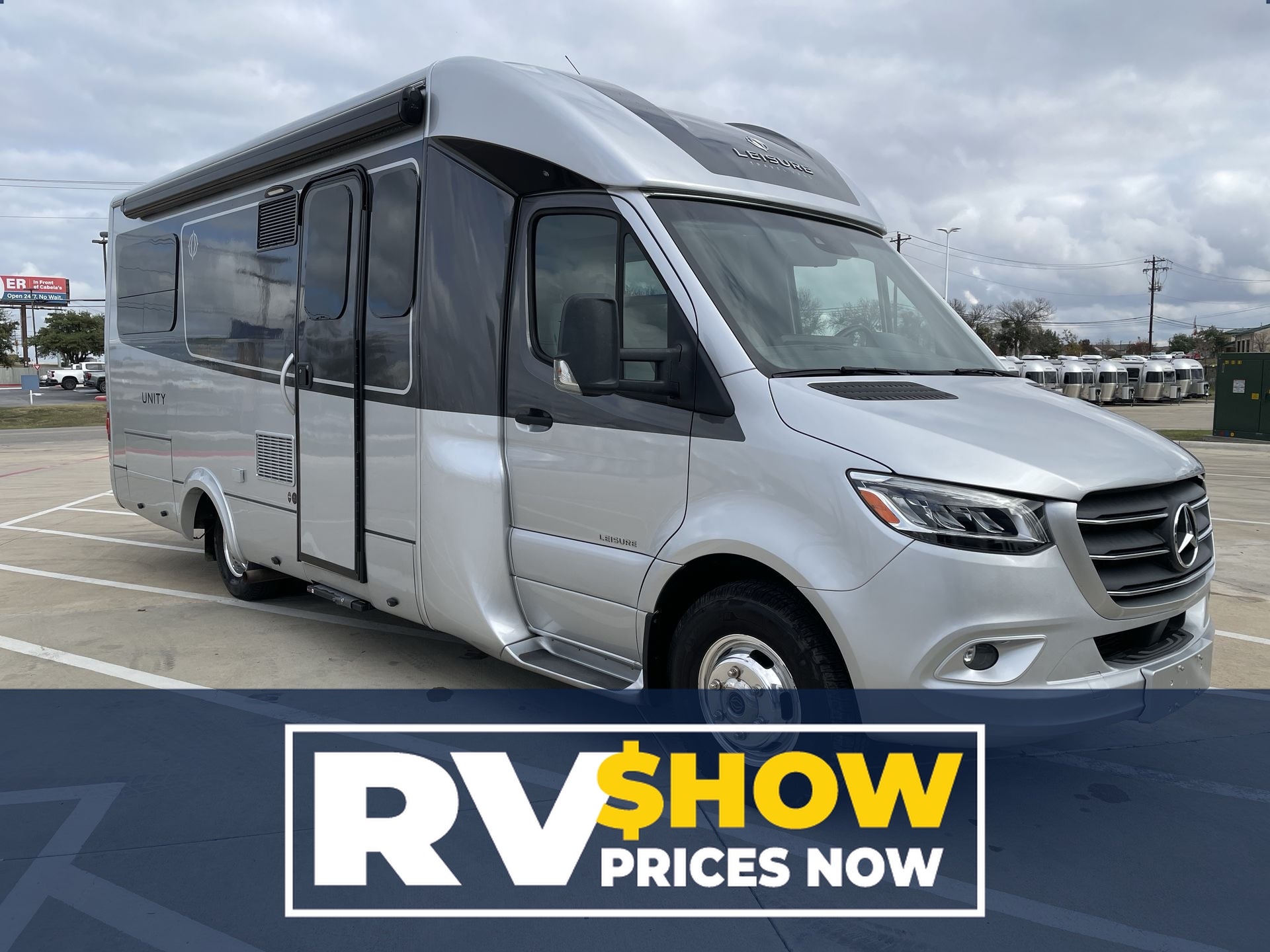 2021 Leisure Travel Vans U24RL Base