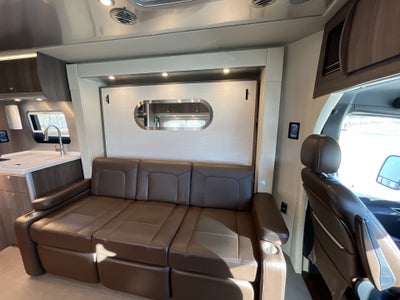 2021 Airstream Murphy Suite Base