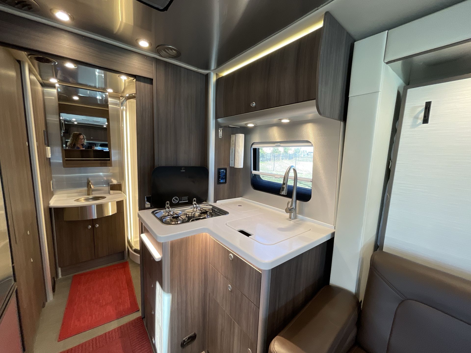 2021 Airstream Murphy Suite Base