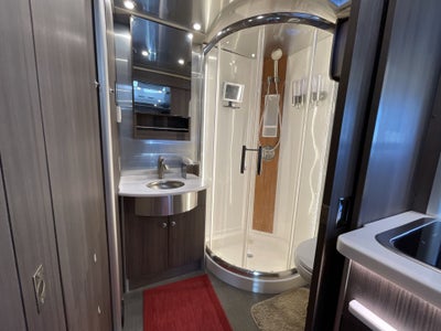 2021 Airstream Murphy Suite Base