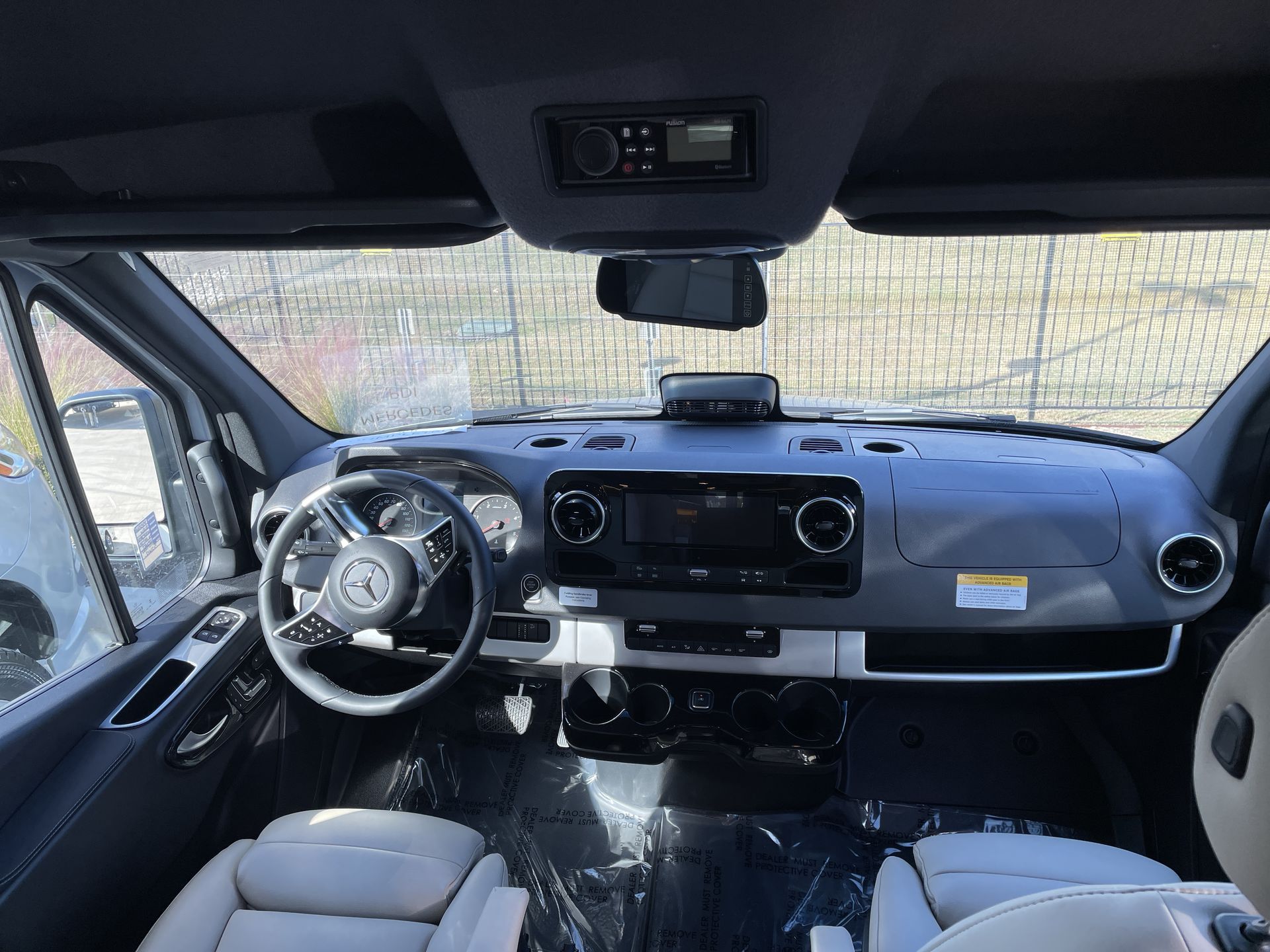 2026 Airstream 24GL Tommy Bahama Base