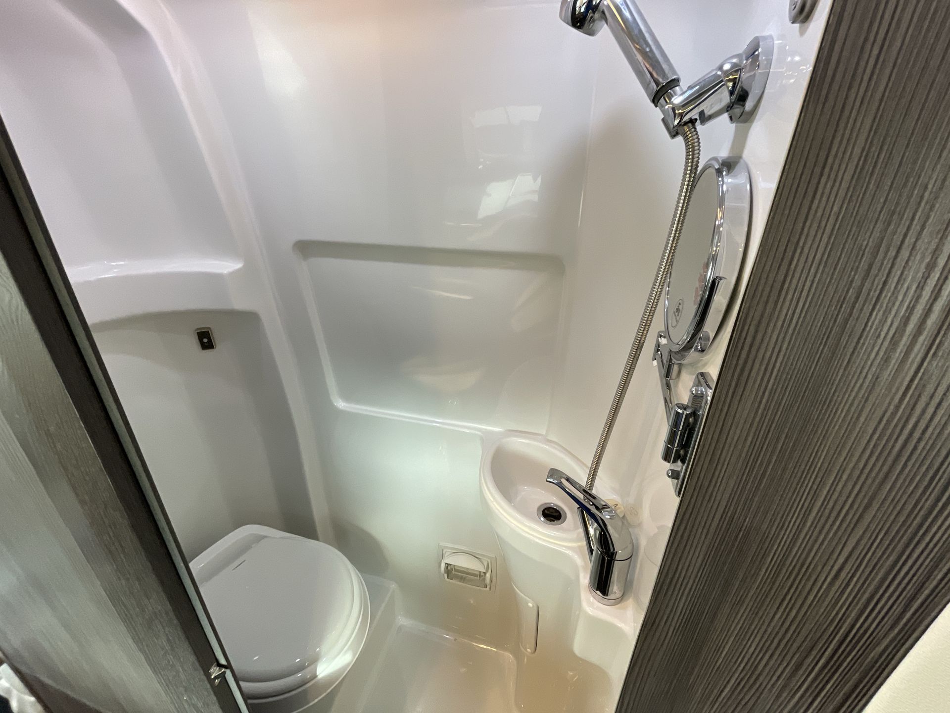 2025 Airstream 24GL Base