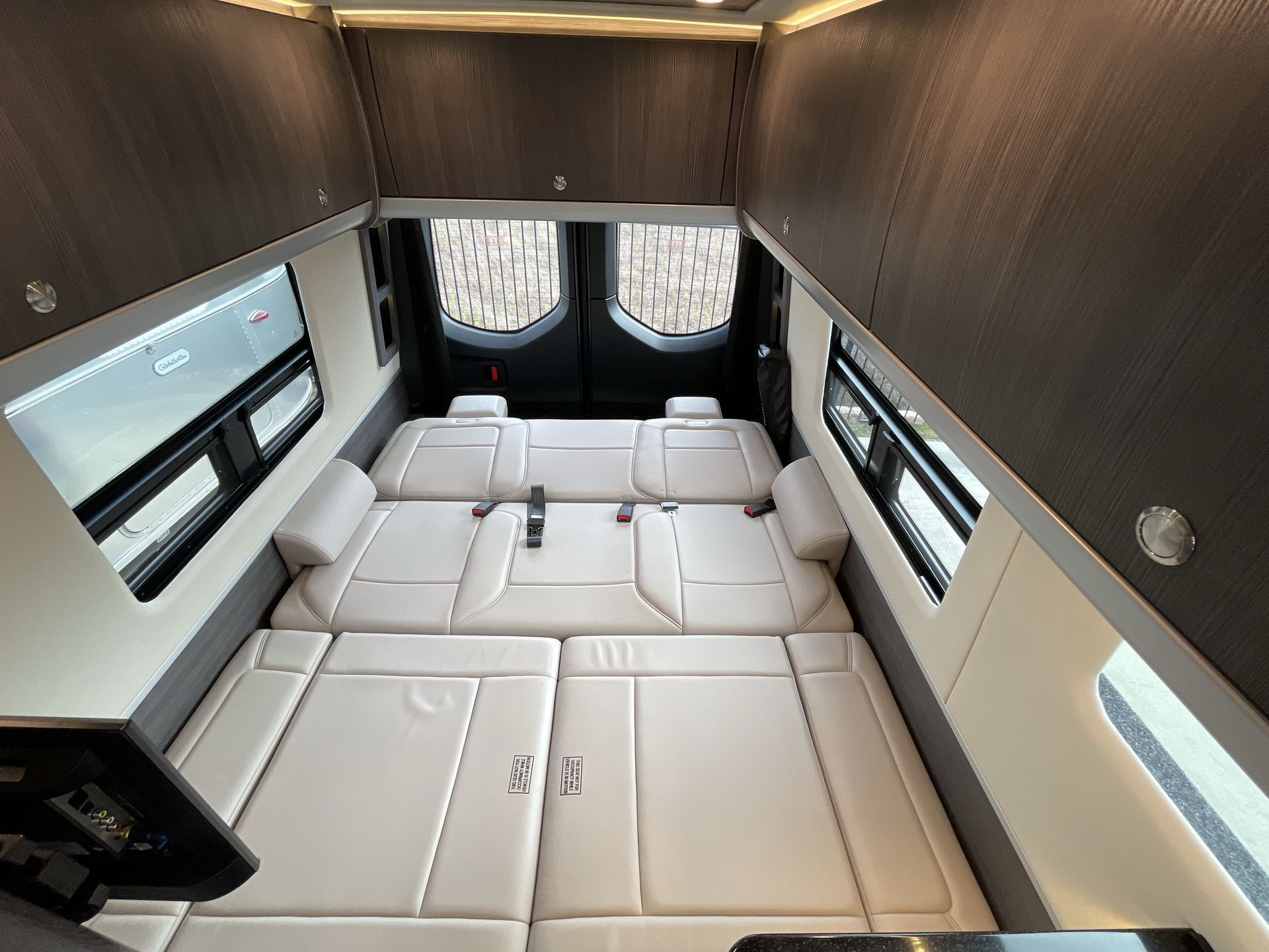 2025 Airstream 24GL Base