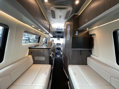 2025 Airstream 24GL Base