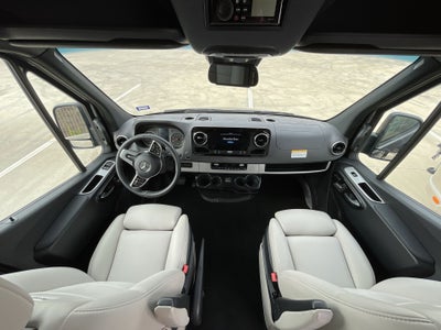 2025 Airstream 24GL Base