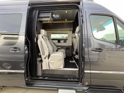 2025 Airstream 24GL Base